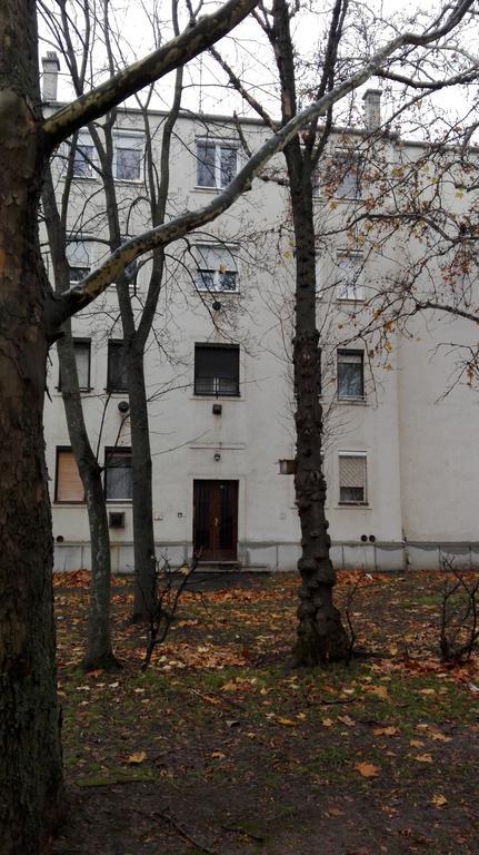 Home Apartman Debrecen Bagian luar foto